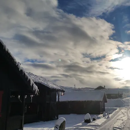 Gomobu Fjellstue Ron