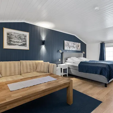 Ferieanlegg Gomobu Fjellstue 3*