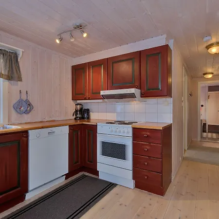 Gomobu Fjellstue Ron