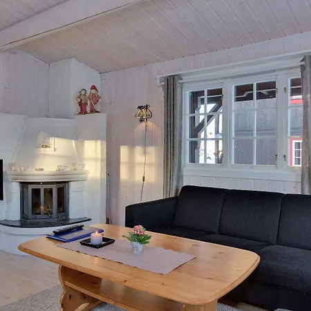 Gomobu Fjellstue Ron