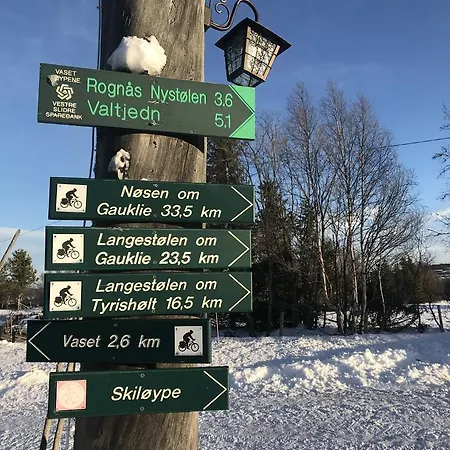 Gomobu Fjellstue 3*